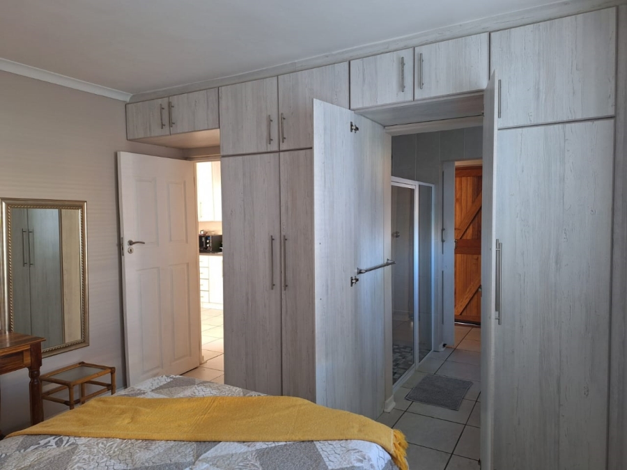 4 Bedroom Property for Sale in Bothasrus Eastern Cape